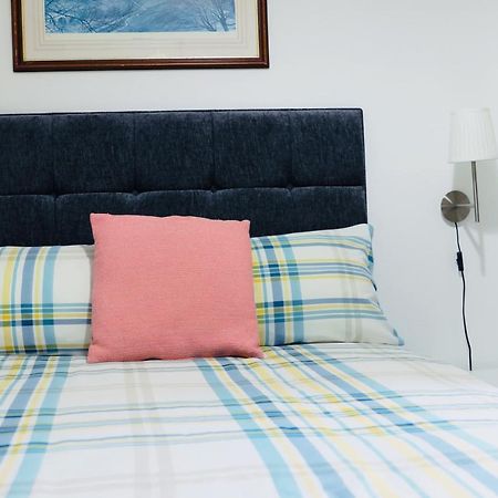 Apartment On Drybrough Crescent 3/6 에든버러 외부 사진
