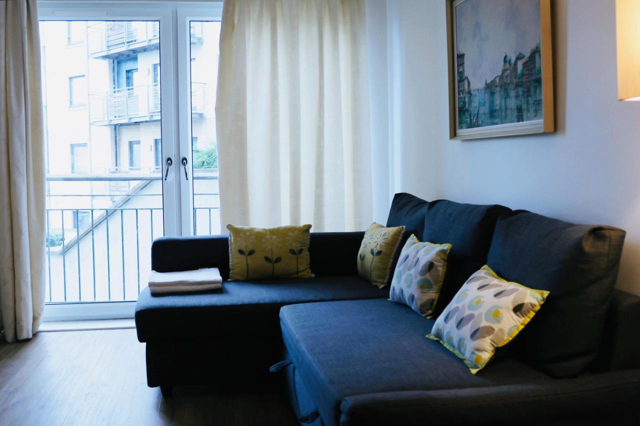 Apartment On Drybrough Crescent 3/6 에든버러 외부 사진